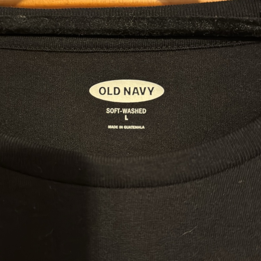 Old Navy LOVE T shirt - Picture 2 of 5